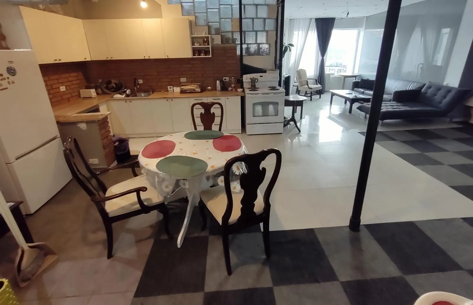 Bookwine Tasting In Tbilisi Bed & Breakfast